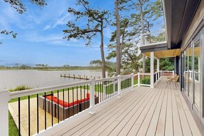 Terrace/patio - Keen-Wik on the Bay Spacious home w/community boat launch & dock. (Selbyville)
