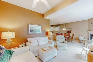 TV, fireplace, DVD player, offices - Salt Pond townhome with screened porch, AC & paid-access pools, tennis & gym (Bethany Beach)