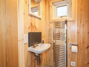 Shower - Bracelands - Deluxe Pod 6 (Coleford)