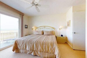 Iron/ironing board, WiFi, bed sheets - Seaside Villas oceanfront townhome with 2 balconies, beach access & sunrise view (Fenwick Island)