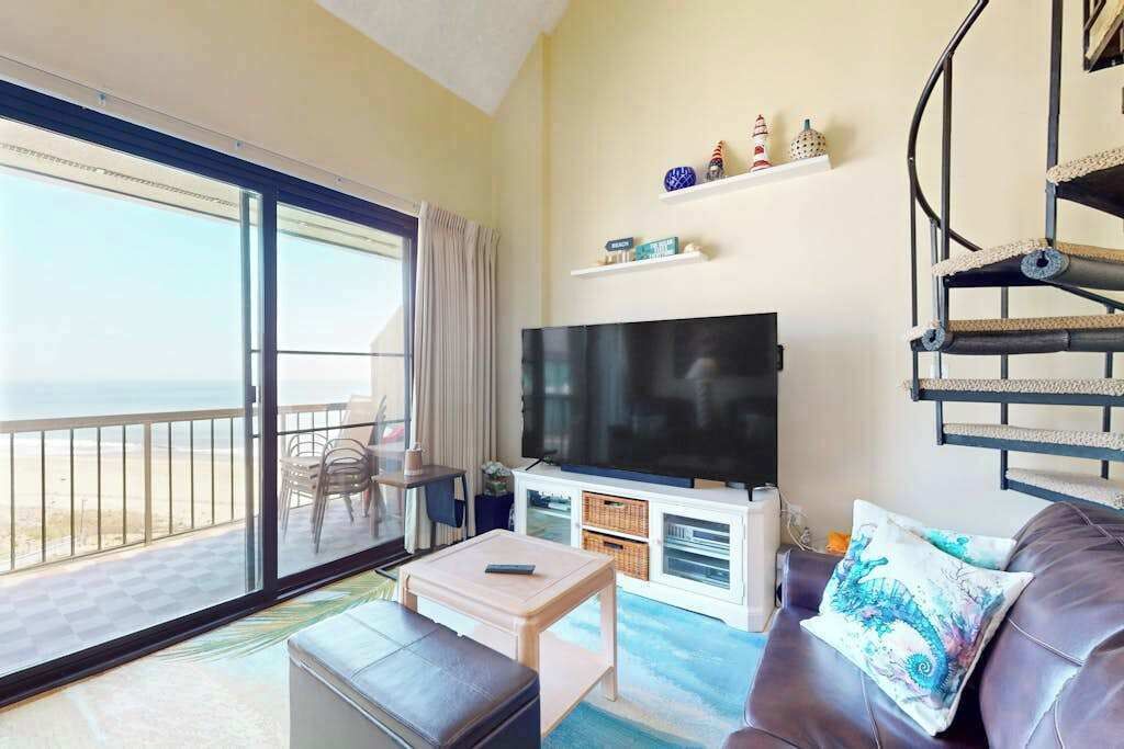 TV, DVD player, offices