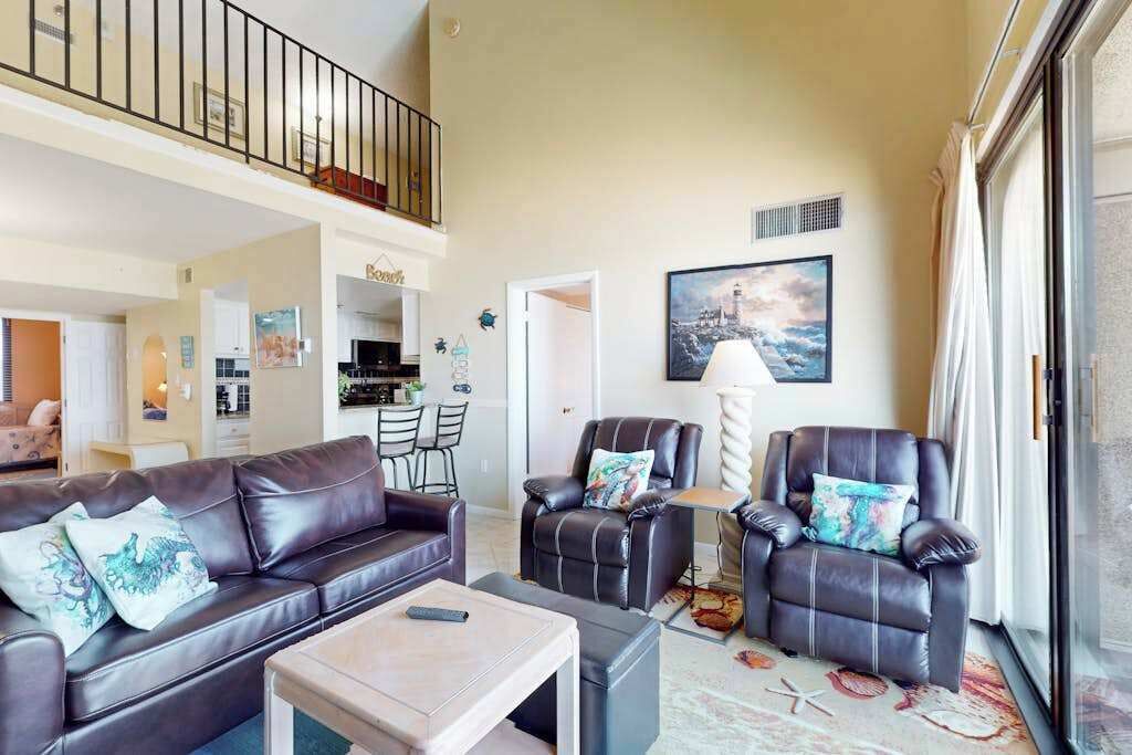 TV, DVD player, offices