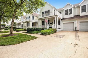 Exterior - Bear Trap Dunes townhome near Bethany Beach with shared pool, WiFi, & W/D (Ocean View)