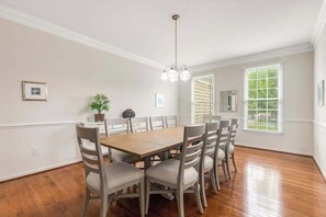 Dining - Bethany Lakes home with waterfront views, pool access, tennis, & private patio (Bethany Beach)