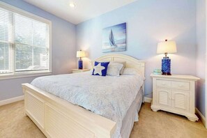 Iron/ironing board, WiFi, bed sheets - Bayside Resort home with decks, gas fireplace, bikes, ping-pong table, W/D, & AC (Selbyville)