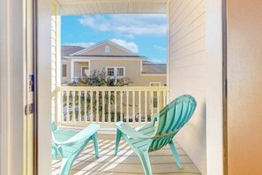 Property grounds - Bayside Resort home with decks, gas fireplace, bikes, ping-pong table, W/D, & AC (Selbyville)