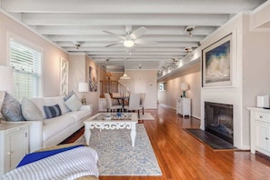 TV, fireplace, offices - Mallard Lakes townhouse with hot tub, pool, water views, & fireplace (Selbyville)