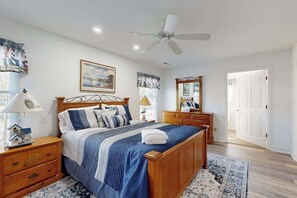 Desk, WiFi, bed sheets - Salt Pond home in golf community with pools, tennis, & pickleball - near beach (Bethany Beach)