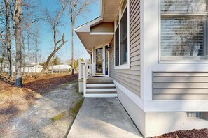 Exterior detail - Salt Pond home in golf community with pools, tennis, & pickleball - near beach (Bethany Beach)
