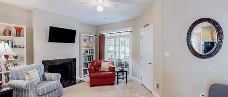 TV, fireplace, DVD player, stereo