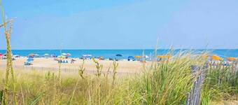 Bethany Beach Inn suite close to beach with free WiFi, central AC, & balcony