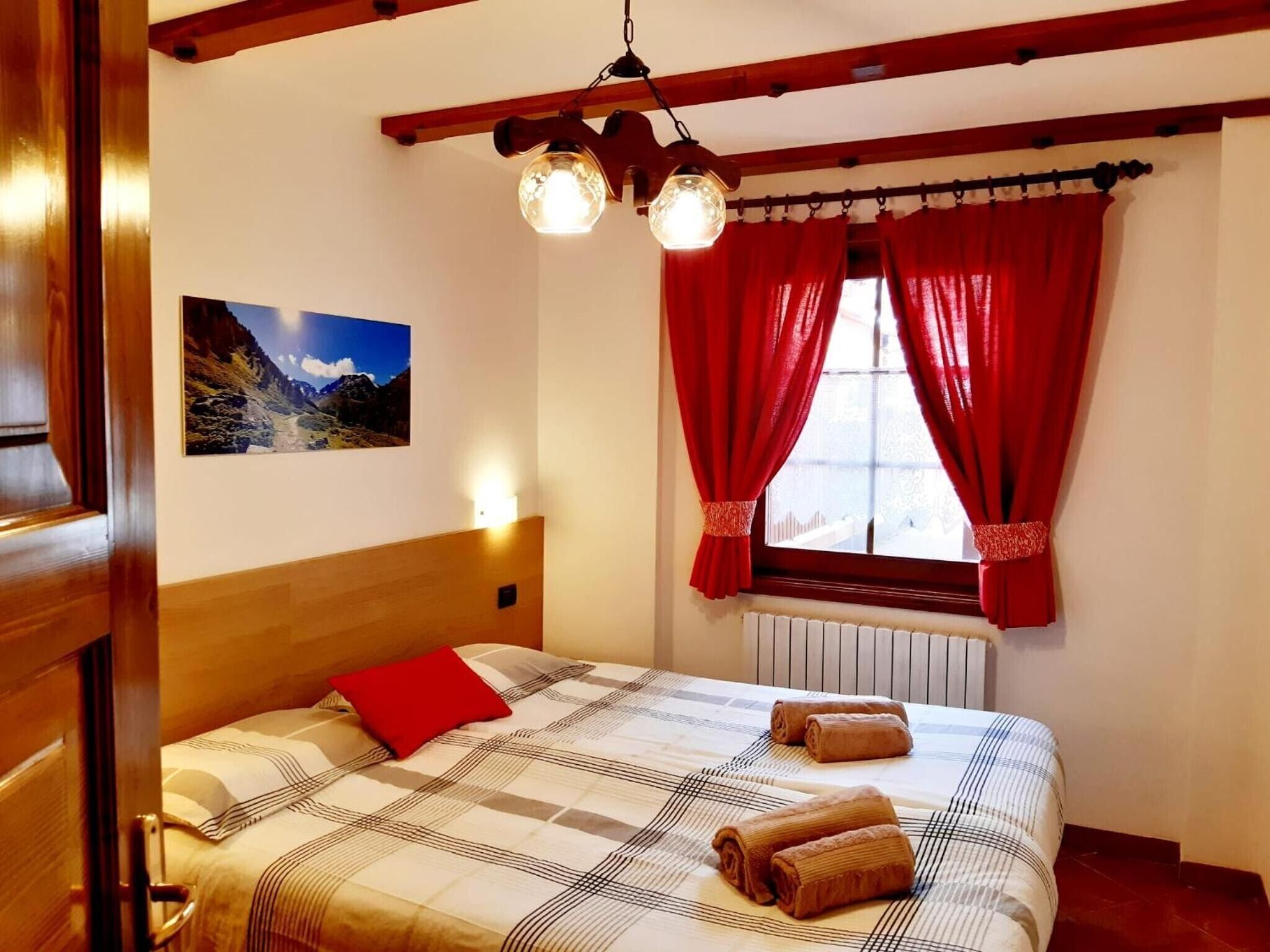 WiFi, bed sheets