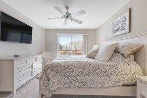 Iron/ironing board, travel cot, WiFi, bed sheets - Sea Colony Condo with Fast WiFi & Gas Fireplace plus Shared Pools, Hot Tub, Gym (Bethany Beach)