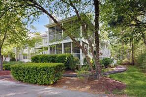 Exterior - Sea Colony Condo Close to Beach w/Shared Pool & Tennis Court, Free WiFi, & AC (Bethany Beach)