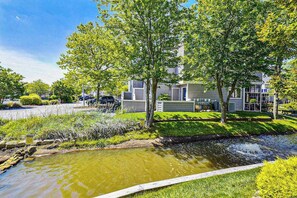 Property grounds - East of Sun condo with water-view patio, on-site pool & tennis - near beach (Fenwick Island)