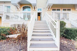 Exterior - Bayside at Bethany Lakes condo with fireplace, AC, shared pool & tennis court (Ocean View)