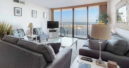 Sea Colony 5th floor condo w/ balcony and gym - partial ocean view