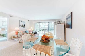Dining - Sea Colony Tennis 1st floor condo w/ pool, free WiFi, and shared sauna (Bethany Beach)