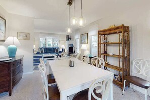 Dining - Bethany Pines Townhouse w/Free WiFi, Private Washer and Dryer, & Shared Pool (Bethany Beach)
