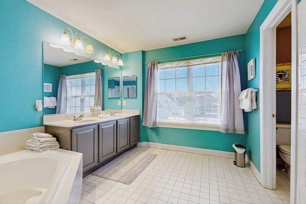 Shower, towels