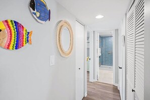 Interior - Sea Colony Ocean condo with shared pools, hot tubs, beach access & balcony (Bethany Beach)