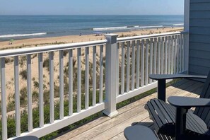 Property grounds - Fenwick Island townhome - oceanfront location, 3 decks, fast WiFi, & W/D (Fenwick Island)