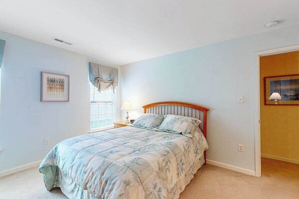 Iron/ironing board, travel cot, WiFi, bed sheets