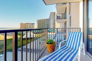 Property grounds - Sea Colony corner condo with ocean views, wraparound balcony, pools, & beach (Bethany Beach)