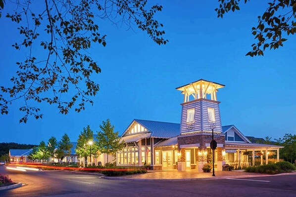 Exterior - Bayside Resort condo with pools, saunas, athletic courts, on-site golf, and pier (Selbyville)