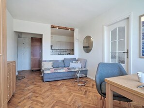 TV - Gdynia Downtown- 8th Floor, Balcony - by Rentujemy (Gdynia)