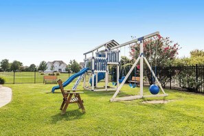 Children’s area - Bethany Bay water-view c with pool, on-site golf & sports courts access (Ocean View)