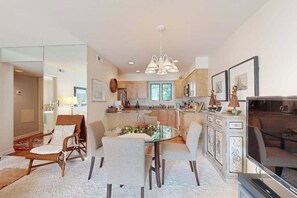 Interior - Sea Colony Tennis condo w/ basketball court, gym, pool & tennis courts (Bethany Beach)