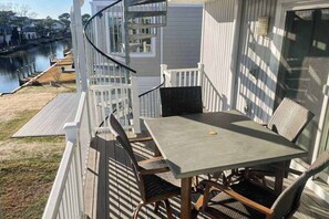 Outdoor dining - Town of South Bethany house w/deck, balcony, grill, near the ocean (Bethany Beach)