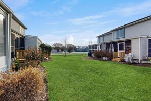 Exterior - Bethany Meadows townhouse w/shared pool, tennis, close to beach (Frankford)