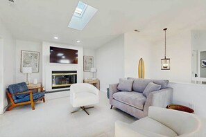 TV - South Bethany bay front house w/amazing views, deck, patio, balcony, grill (Bethany Beach)