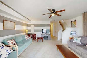 TV, fireplace, offices - Bethany Marina dog friendly bayfront townhouse w/pool, balcony, grill (Ocean View)