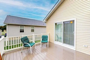 Terrace/patio - Bethany Meadows house w/community pool, tennis court, deck & grill (Frankford)
