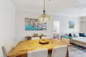 Dining - Creekwood condo with on-site pool & patio -  near shopping/dining (Rehoboth Beach)
