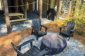 Terrace/patio - Town of South Bethany house w/patio, grill, close to beach & restaurants (Bethany Beach)