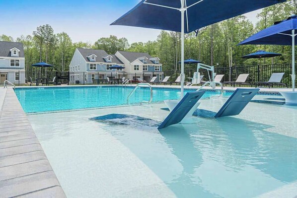 Pool - Friendship Creek charming townhome with pool, patio, & garden views - near beach (Frankford)