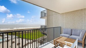 Property grounds - Sea Colony 5th floor condo with pools, tennis/pickle ball courts, fitness center (Bethany Beach)