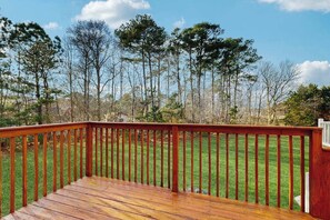 Property grounds - Townhomes of Providence dog-friendly townhouse w/shared pool, deck, W/D (Ocean View)