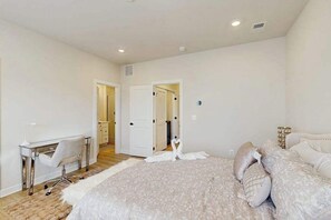 Iron/ironing board, WiFi, bed sheets - Spring Lake townhouse w/community pool, deck, balcony, grill (Rehoboth Beach)