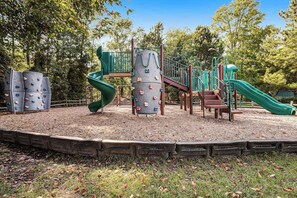 Children’s area - Oceanfront complex with beach access & charm - pools, tennis, fitness centers (Bethany Beach)