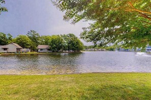 Property grounds - Sea Colony - 33577 West Lake View, Unit 1006B | Condo in Bethany Beach (Bethany Beach)