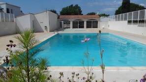 Pool - Studio on La Corniche with Shared Pool, Private Terrace, and Shared Garden (Saint-Palais-sur-Mer)