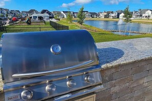 Property grounds - Bethany Beach Marlin Chase Ultra Luxe with pool, EV charging, pickleball & more (Ocean View)
