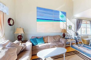 TV, DVD player, offices - Oceanside, Bethany Beach, Spacious house, Next to Town Center. Park 4 cars (Bethany Beach)
