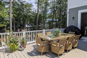 Outdoor dining - Town of Bethany Beach house w/private pool, hot tub, games, deck, grill (Bethany Beach)