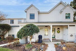Exterior - Mallard Lakes townhouse w/community pool, tennis & basketball court (Selbyville)